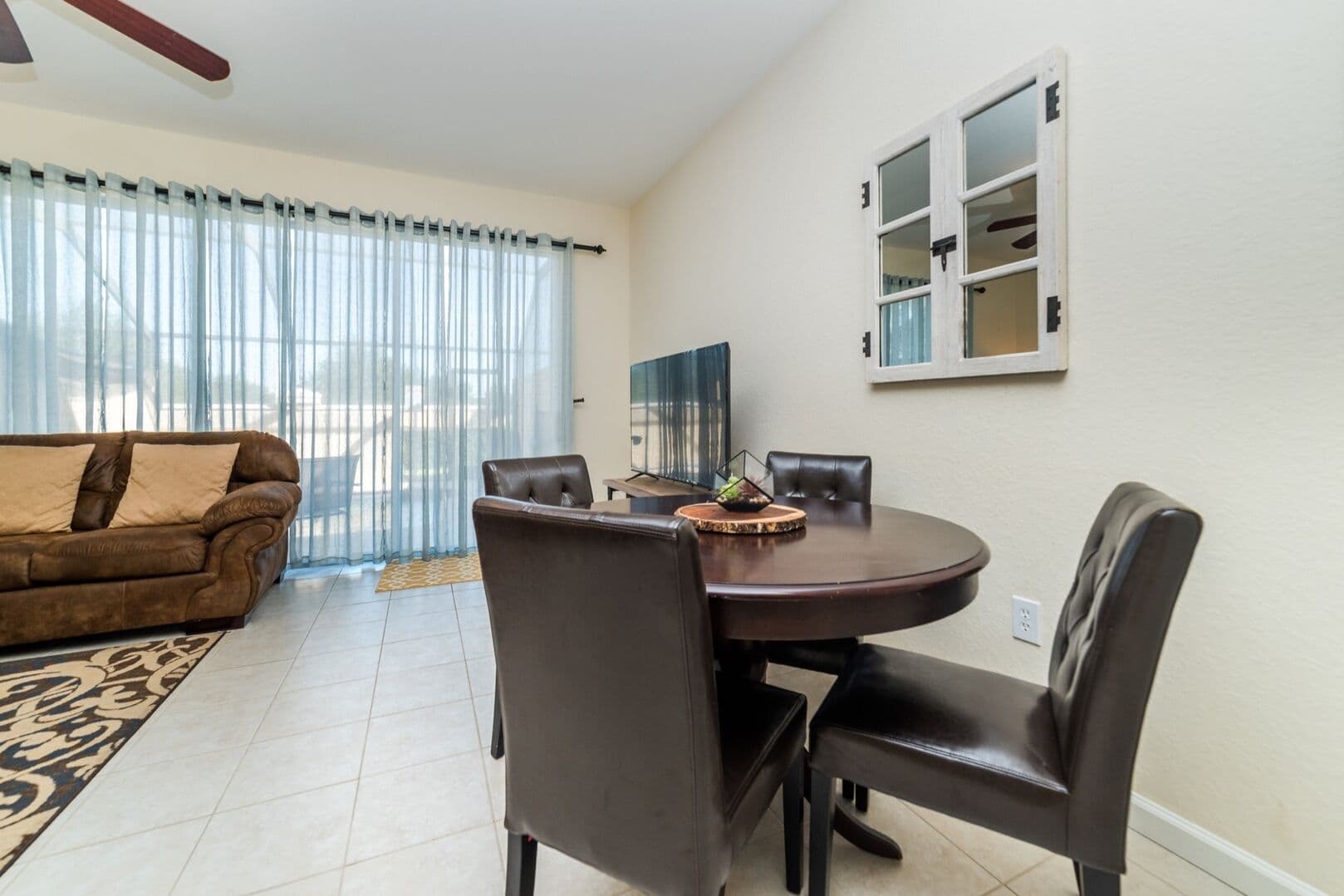 2505 Maneshaw Lane Windsor Hills