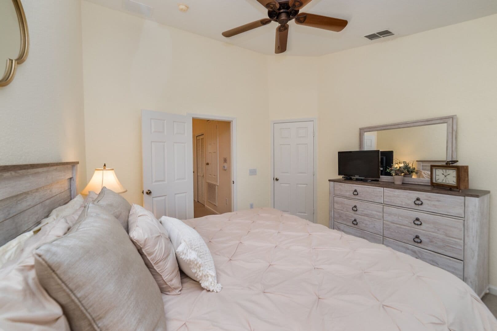 2505 Maneshaw Lane Windsor Hills